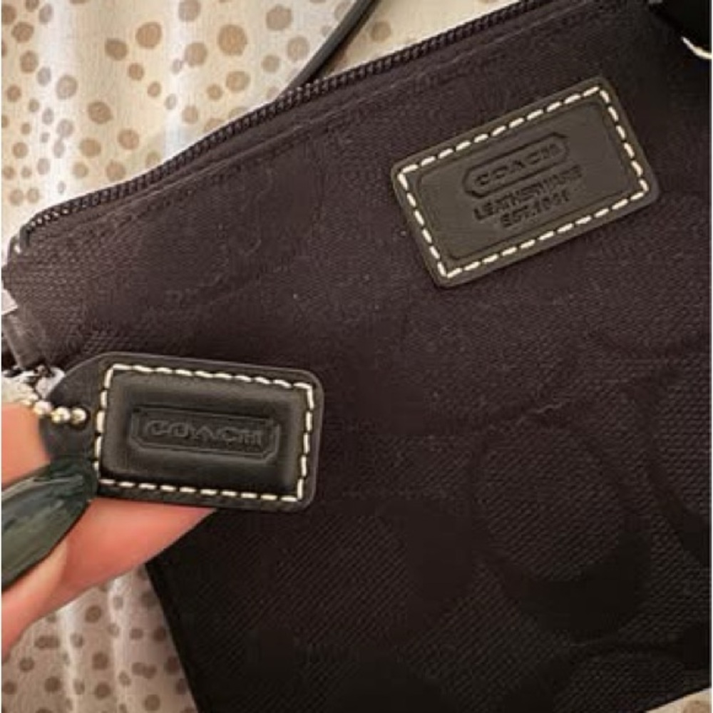 Coach Black Wristlet / Small Clutch – Great Condition